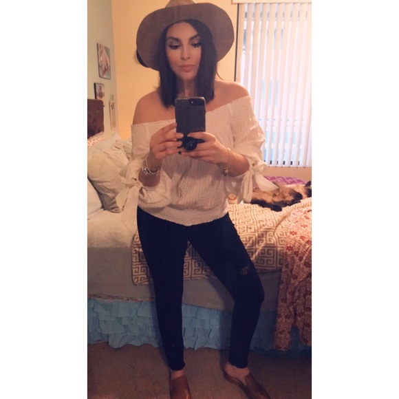 Meet The Posher - Picture 5 of 6